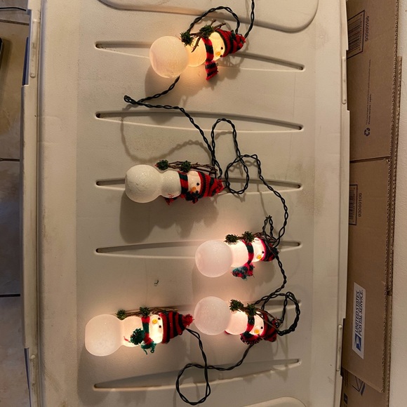 5 Electric White snowman with red & green scarf & hat - Picture 13 of 15